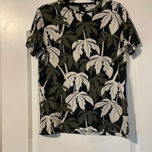H&M Palm Tree Print T-shirt Small Size